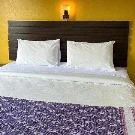 Ponburi Hotel Nan Extérieur photo