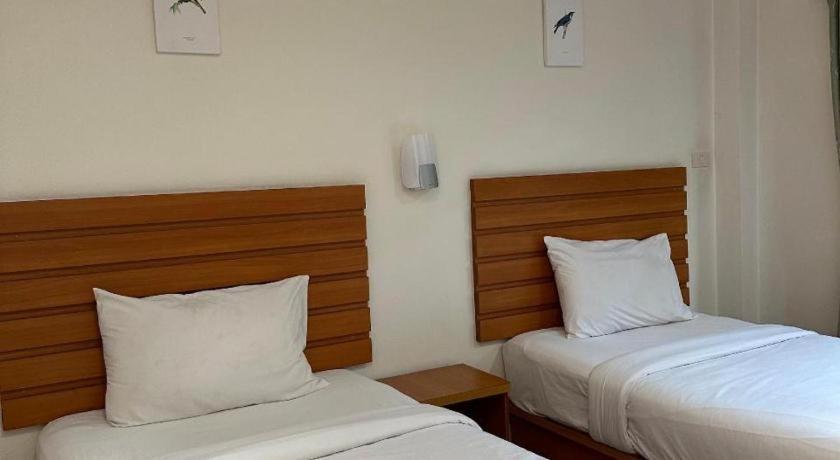 Ponburi Hotel Nan Extérieur photo